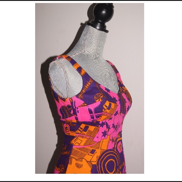 A fun, bright and funky 70-80’s style fit and flare dress! - Picture 2 of 5